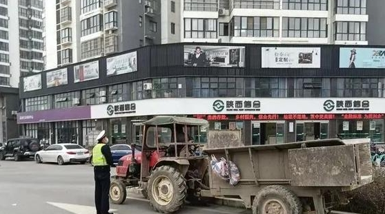 2023保亭將啟用黑煙車電子抓拍設(shè)備;如何提高黑煙車抓拍系統(tǒng)的準(zhǔn)確性?(1) image.png